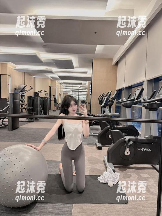 糊里糊涂找到155fun.黑料入口，永久吃瓜世界等着你！