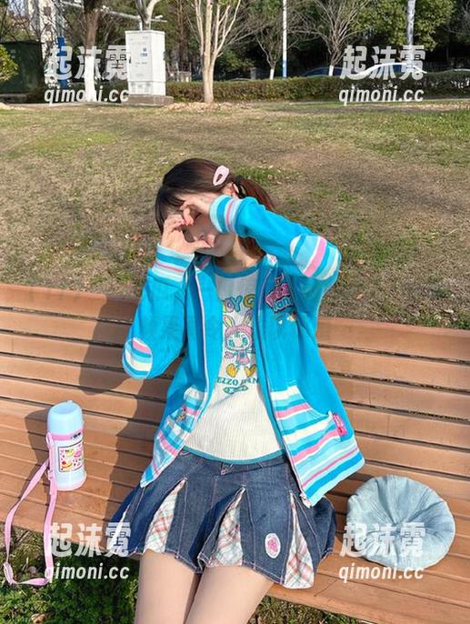 一口吃瓜，一口惊呆，www.17的视频果真令人难以琢磨
