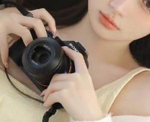 观看！你见过人在瓜田里热舞吗？51cgfun带你迎接最扭的瓜