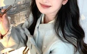 在51吃瓜官网，朝阳群众的热评已经冲上热搜，不愧是追星的专业户！