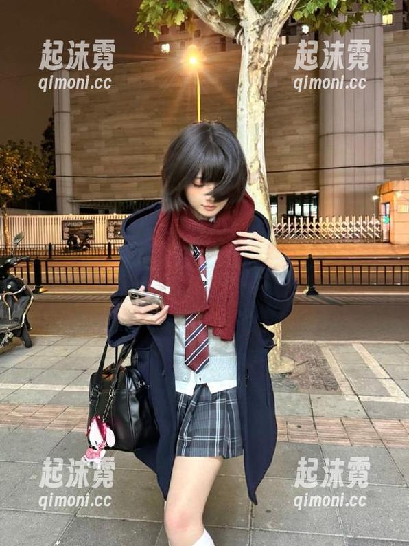 官网上的“51吃瓜”，下载之后就变身吃瓜英雄，快来试试吧！