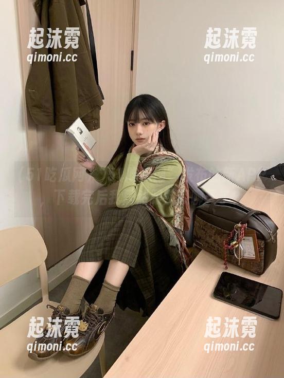 “51吃瓜网”发布的新APP，下载完后我居然跟熟瓜聊天了？