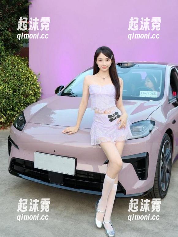 别忘了更新你的718.st，今天瓜果丰收，我在这边已经等不及想要授口舌之快！