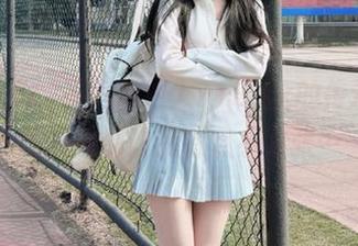 不小心进入718.sx的传送门，吃瓜成都让我有点小紧张…