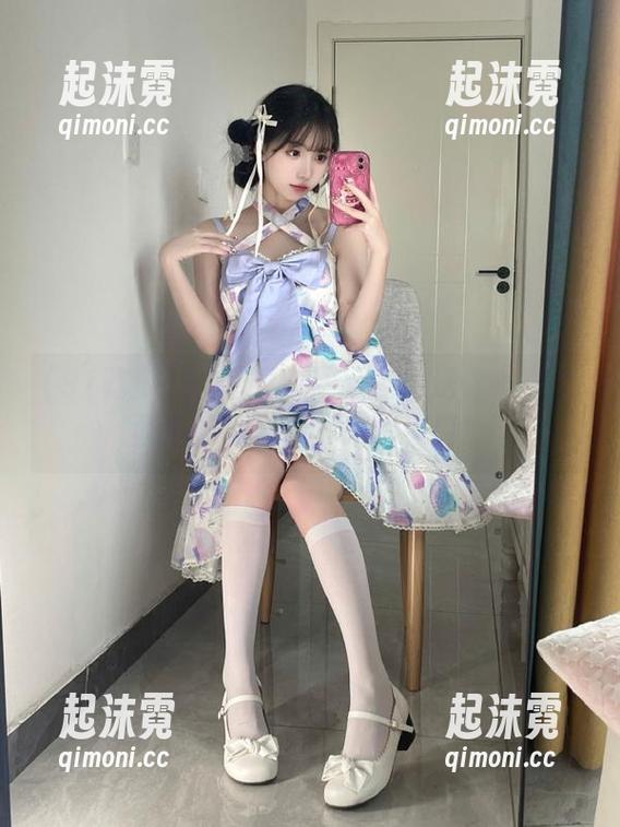 91吃瓜官网：在线送你一整个西瓜，别客气，来咬一口！