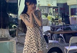 我默默看着“hl27”发布的信息，想起了那次意外的掉入仙境……