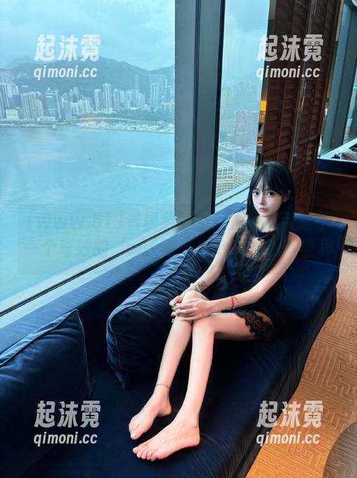 看视频！结果直接被带进了一个奇妙的‘www.51cg9.com’世界