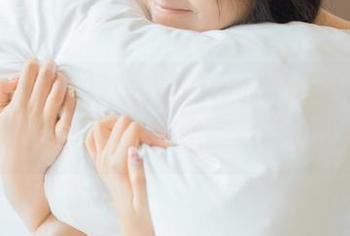 就是这www.fuli24.lv的地址，把你我变成了八卦达人！