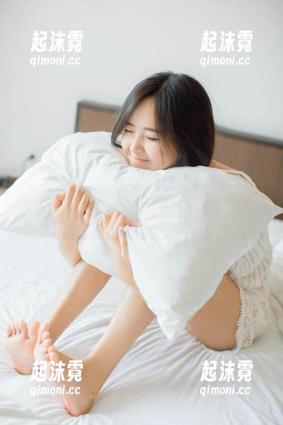 就是这www.fuli24.lv的地址，把你我变成了八卦达人！