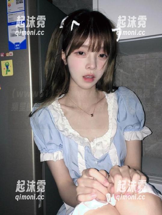 关注www51，你会发现视频里的配乐也很会调皮，好像在跟我对话！