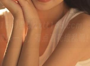 登录zztt155.ccm，黑料一波接一波，有点眼花缭乱呢！
