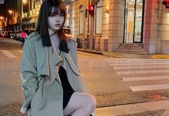 视频里的瓜，真是好吃到让人流口水——全网吃瓜再添新滋味！