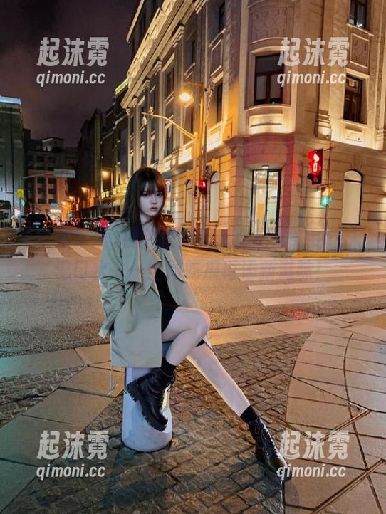 视频里的瓜，真是好吃到让人流口水——全网吃瓜再添新滋味！