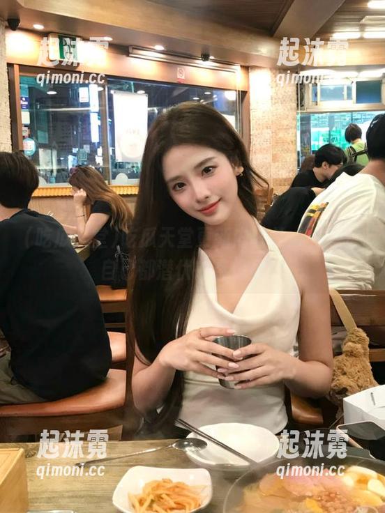 吃瓜天堂更新内容扎心，感觉自己都潜伏在茶馆里！