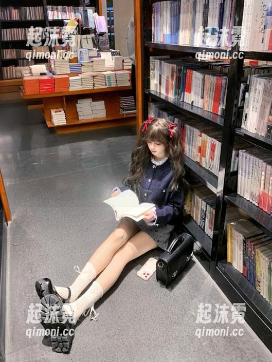 在线跟随网红的时尚秀，吃瓜爆料让你抓紧尾巴！