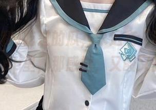 吃过的瓜，永远在“吃瓜福利”app里，那感觉，又酸又甜。