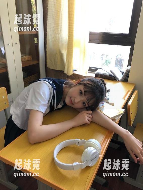 吃瓜网苹果版：在线观看的瞬间，都是内心掀起涟漪的干扰吗？
