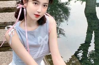ios设备必备：吃瓜网“在线观看”，一边吃零食一边看热炕。