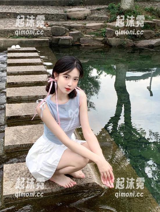 ios设备必备：吃瓜网“在线观看”，一边吃零食一边看热炕。