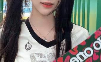 最近的“吃瓜黑料”资源跟我心情撞了个满怀，真是看啦停不下来。