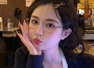 清晨的第一件事：刷新“国产黑料”官网，看最近的吃瓜动态，归属感爆棚。