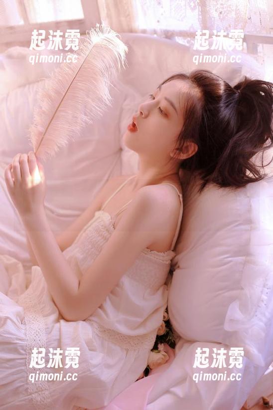 黑哥扒料 黑哥扒料:八卦圈的VIP,永久会员随时戳开!
