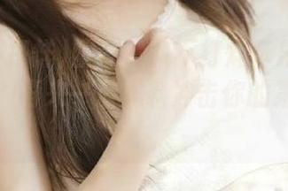 国产黑料不打烊苹果版：瓜吃不够？再来一波黑料冲击你的第三只眼！