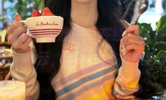 哈哈哈，在线“黑料吃瓜网”直达八卦云，感觉自己被瓜包围了！