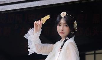 安卓用户请注意！黑料吃瓜网的这颗“大瓜”可能会让你心头一紧哦……