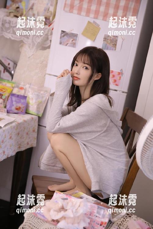 看这波！抖音网红的黑料在黑料吃瓜网站刚更新，让我心情复杂，感叹娱乐圈真是太魔幻了！