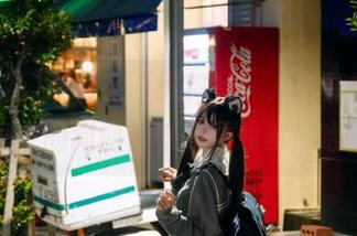观看完“黑料社”，我真觉得我比剧中的狗血情节还要戏多，哈哈！
