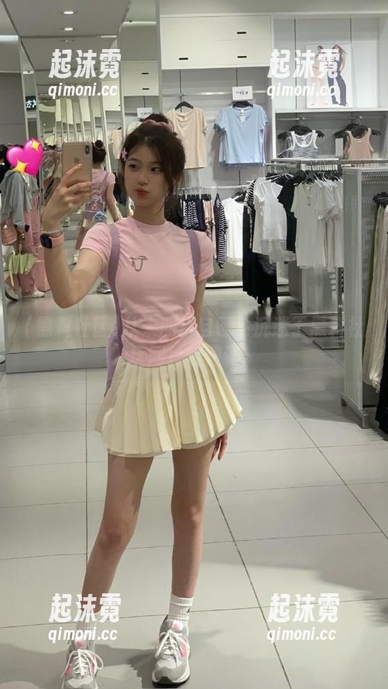 从未期待自己会沉迷于黑料社区网址的深渊。