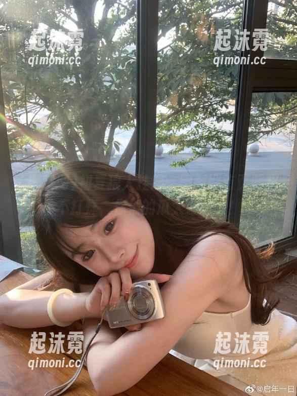 初夏狼人挂起，黑料网首页即将不打烊，你们的瓜太好嗑了！