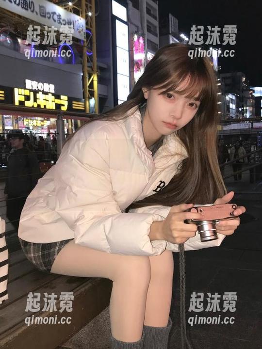 “下载黑社料，掌握老黄历的必备神器”——哪个瓜酱已经变成了经典传奇？