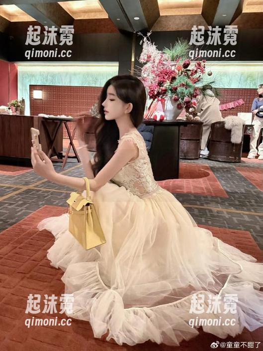 在线热搜黑网料，你以为的八卦，我的眼里可能是不一样的呢